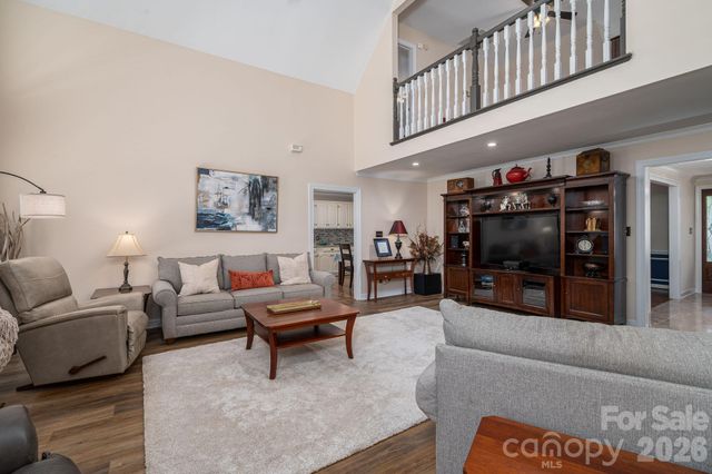 2723 Steeplechase Road, Gastonia, NC 28056