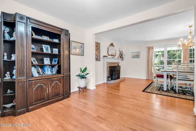 72 Marcshire Drive, Middletown, NJ 07748