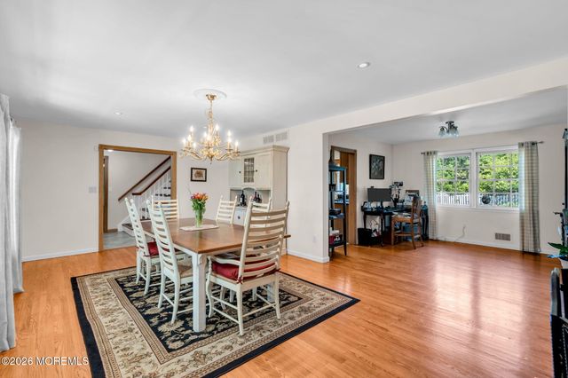 72 Marcshire Drive, Middletown, NJ 07748
