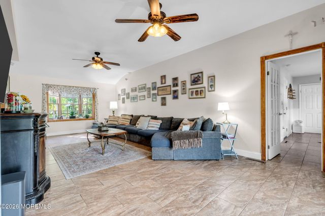 72 Marcshire Drive, Middletown, NJ 07748