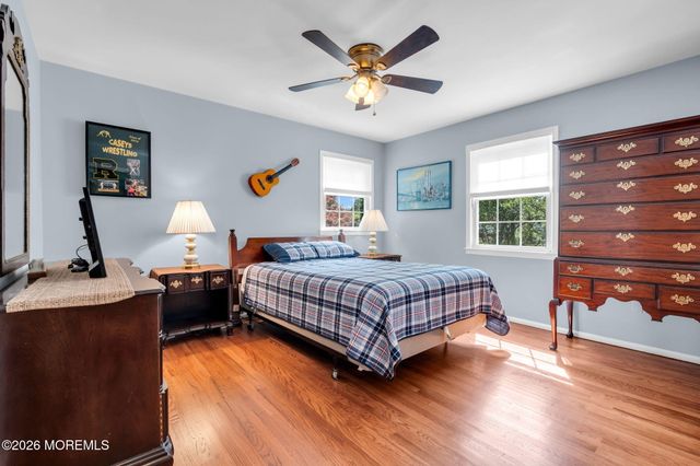 72 Marcshire Drive, Middletown, NJ 07748