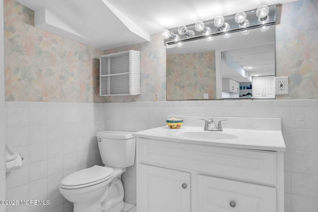72 Marcshire Drive, Middletown, NJ 07748