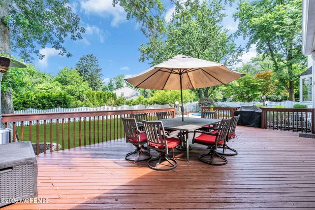 72 Marcshire Drive, Middletown, NJ 07748