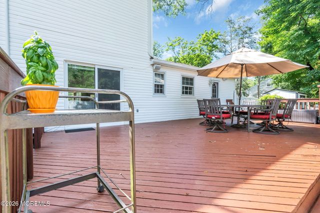 72 Marcshire Drive, Middletown, NJ 07748