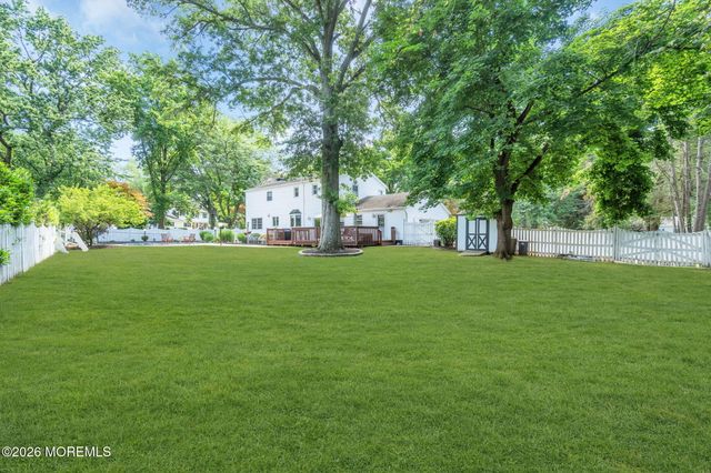 72 Marcshire Drive, Middletown, NJ 07748