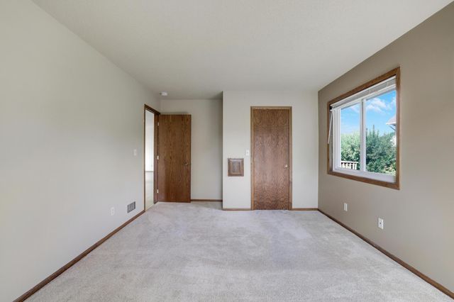 4368 W 141st Street, Savage, MN 55378