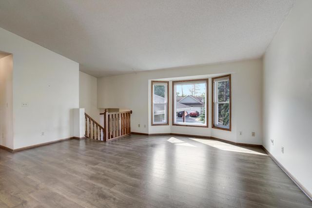 4368 W 141st Street, Savage, MN 55378