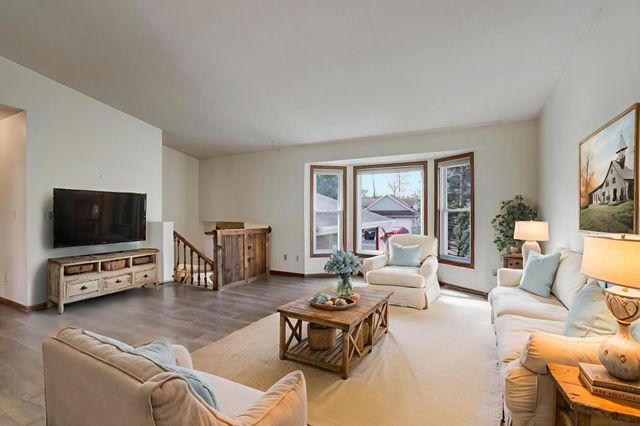 4368 W 141st Street, Savage, MN 55378