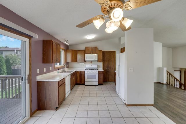 4368 W 141st Street, Savage, MN 55378