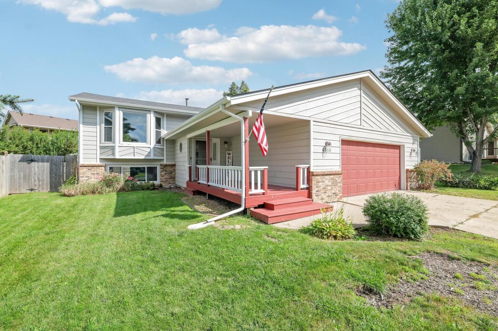 4368 W 141st Street, Savage, MN 55378