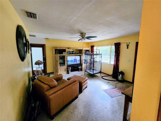 19729 SW LARK DRIVE, Dunnellon, FL 34431