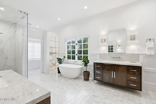 5420 Indian Trail Court, Westlake Village, CA 91362