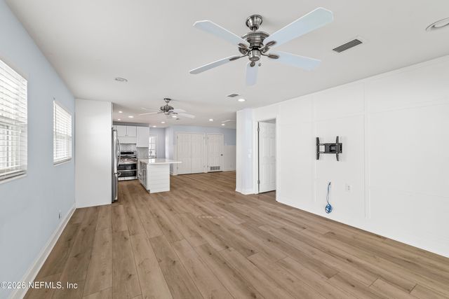 341 9TH Street, Atlantic Beach, FL 32233