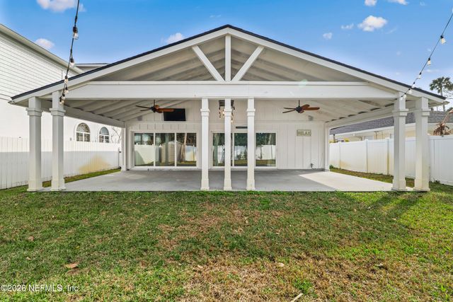 341 9TH Street, Atlantic Beach, FL 32233