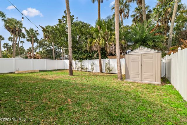 341 9TH Street, Atlantic Beach, FL 32233