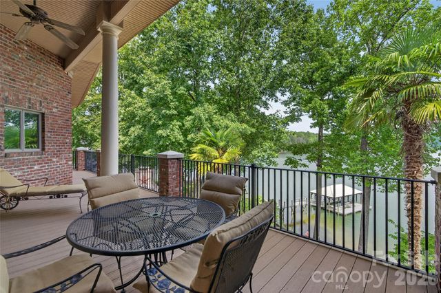 222 April Road, Troutman, NC 28166
