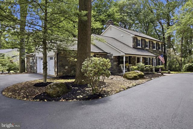 401 WALNUT HILL RD, West Chester, PA 19382