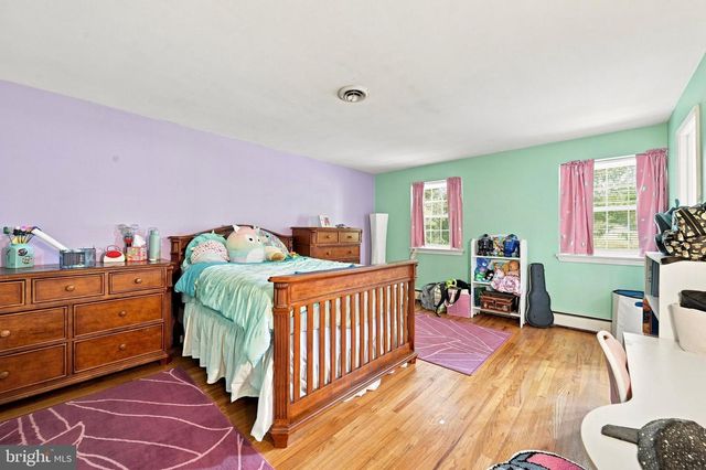 401 WALNUT HILL RD, West Chester, PA 19382