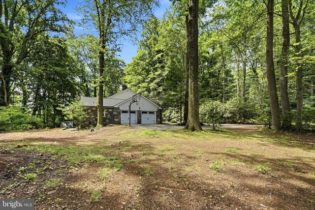 401 WALNUT HILL RD, West Chester, PA 19382
