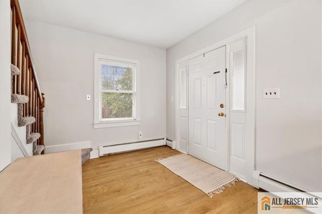 21 Heathcote Brook Road, South Brunswick, NJ 08528