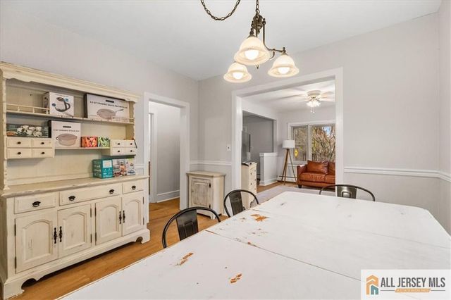 21 Heathcote Brook Road, South Brunswick, NJ 08528