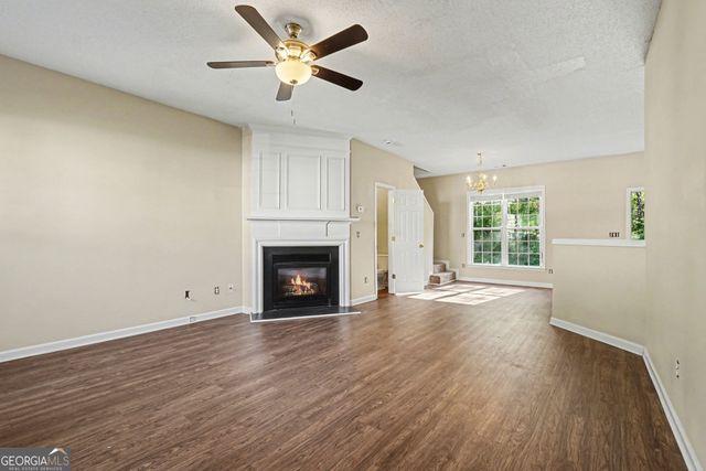 1134 Dunedin Trail, Woodstock, GA 30188