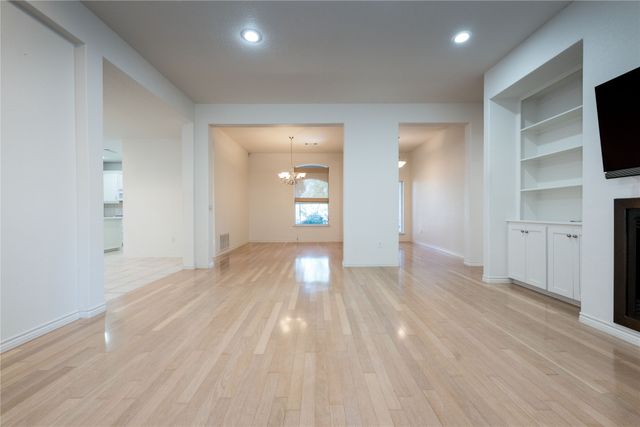 1505 Valley Creek Road, Denton, TX 76205