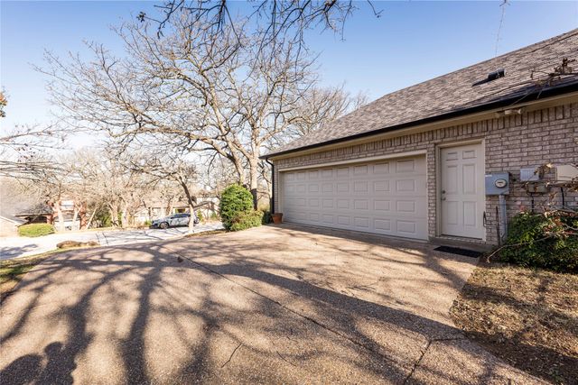 1505 Valley Creek Road, Denton, TX 76205