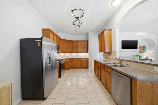 28831 Hidden Cove Drive, Magnolia, TX 77354