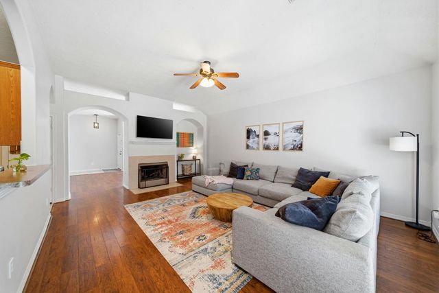 28831 Hidden Cove Drive, Magnolia, TX 77354