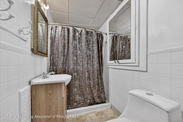 1706 N Martin Luther King Jr Boulevard, Lansing, MI 48915