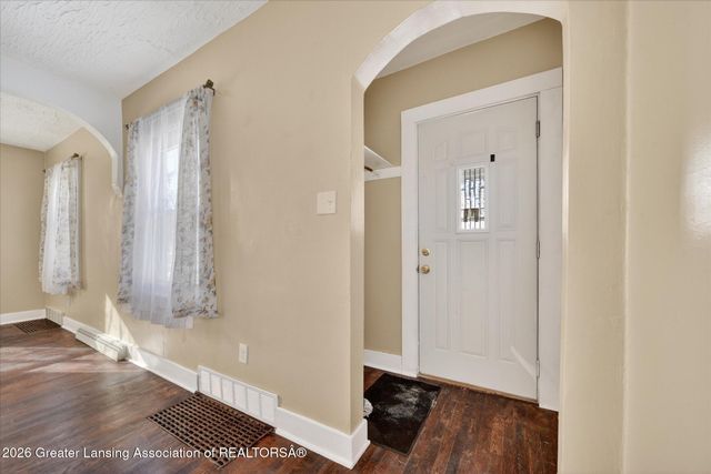 1706 N Martin Luther King Jr Boulevard, Lansing, MI 48915