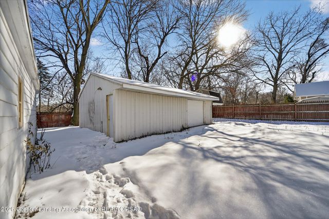 1706 N Martin Luther King Jr Boulevard, Lansing, MI 48915