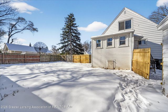 1706 N Martin Luther King Jr Boulevard, Lansing, MI 48915