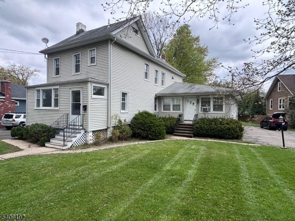 81 Summit Ave, Chatham Boro, NJ 07928 — photo 2