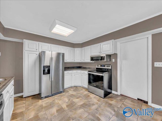 2004 Stratford Road SE, Decatur, AL 35601