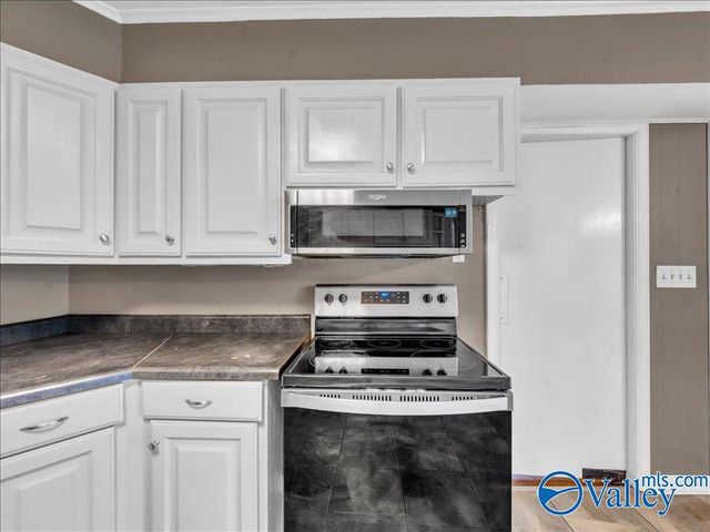 2004 Stratford Road SE, Decatur, AL 35601