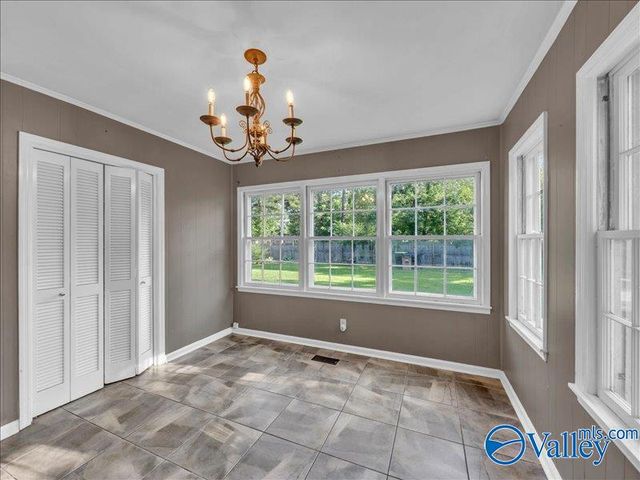 2004 Stratford Road SE, Decatur, AL 35601