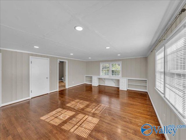 2004 Stratford Road SE, Decatur, AL 35601