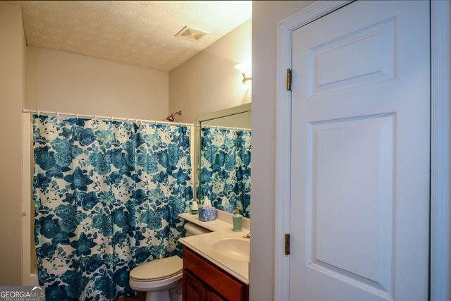 131 Greison Trail, Newnan, GA 30263