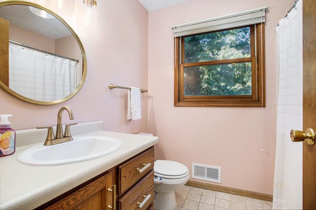 154 Hidden Forest Road, Battle Creek, MI 49014