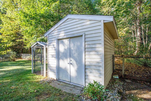 154 Hidden Forest Road, Battle Creek, MI 49014