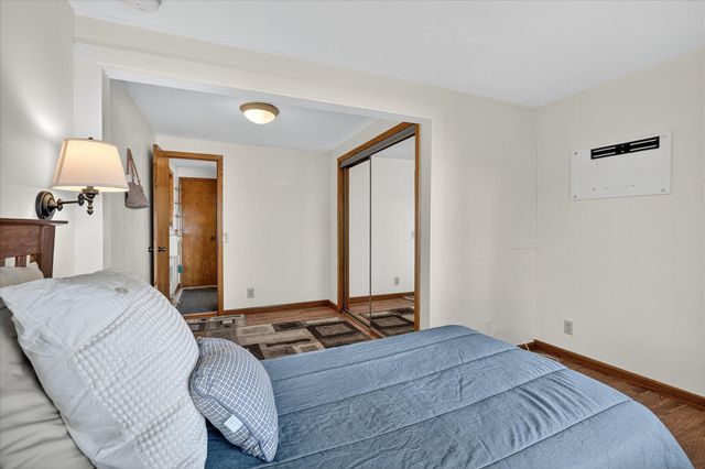 3083 Lake Shore Ave, Medina, MN 55359