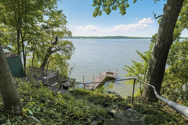 3083 Lake Shore Ave, Medina, MN 55359