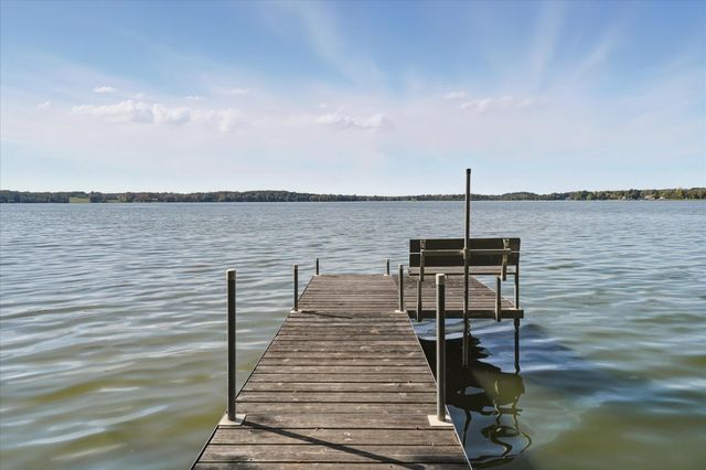 3083 Lake Shore Ave, Medina, MN 55359