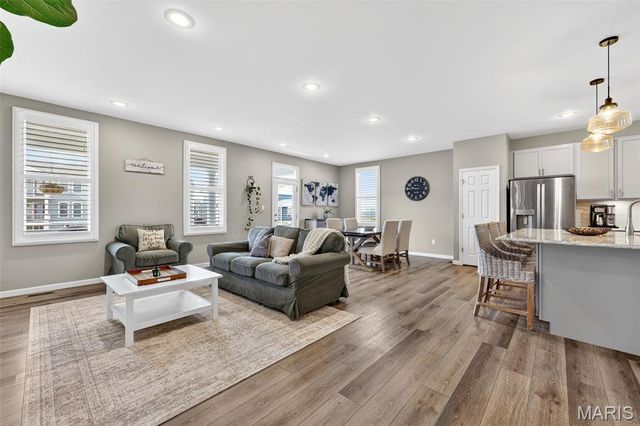 4044 Hempstead Street, St Charles, MO 63301