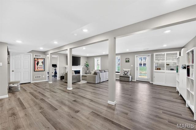 4044 Hempstead Street, St Charles, MO 63301