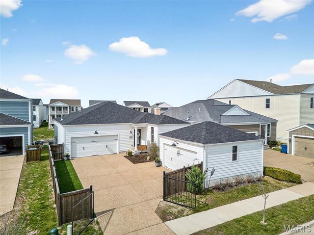 4044 Hempstead Street, St Charles, MO 63301