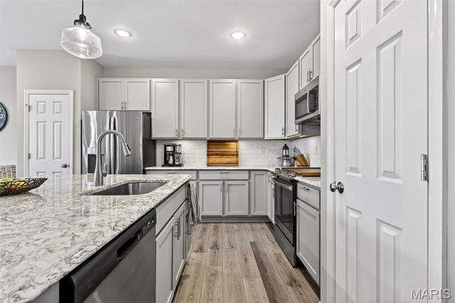 4044 Hempstead Street, St Charles, MO 63301