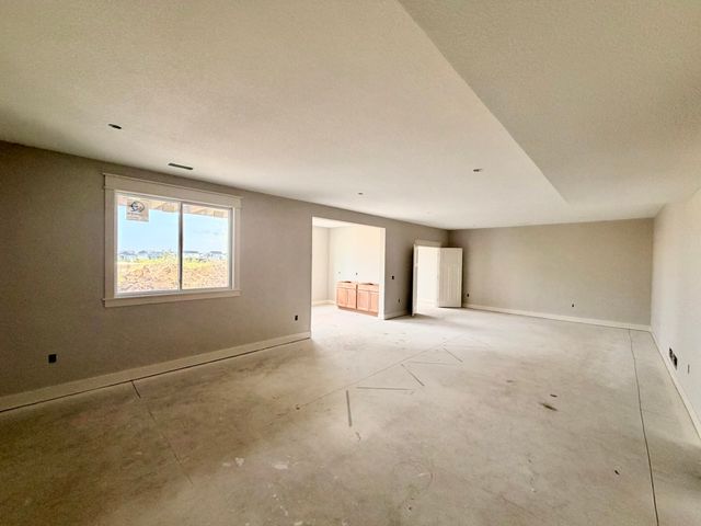 575 NW Georgetown Drive, Waukee, IA 50263